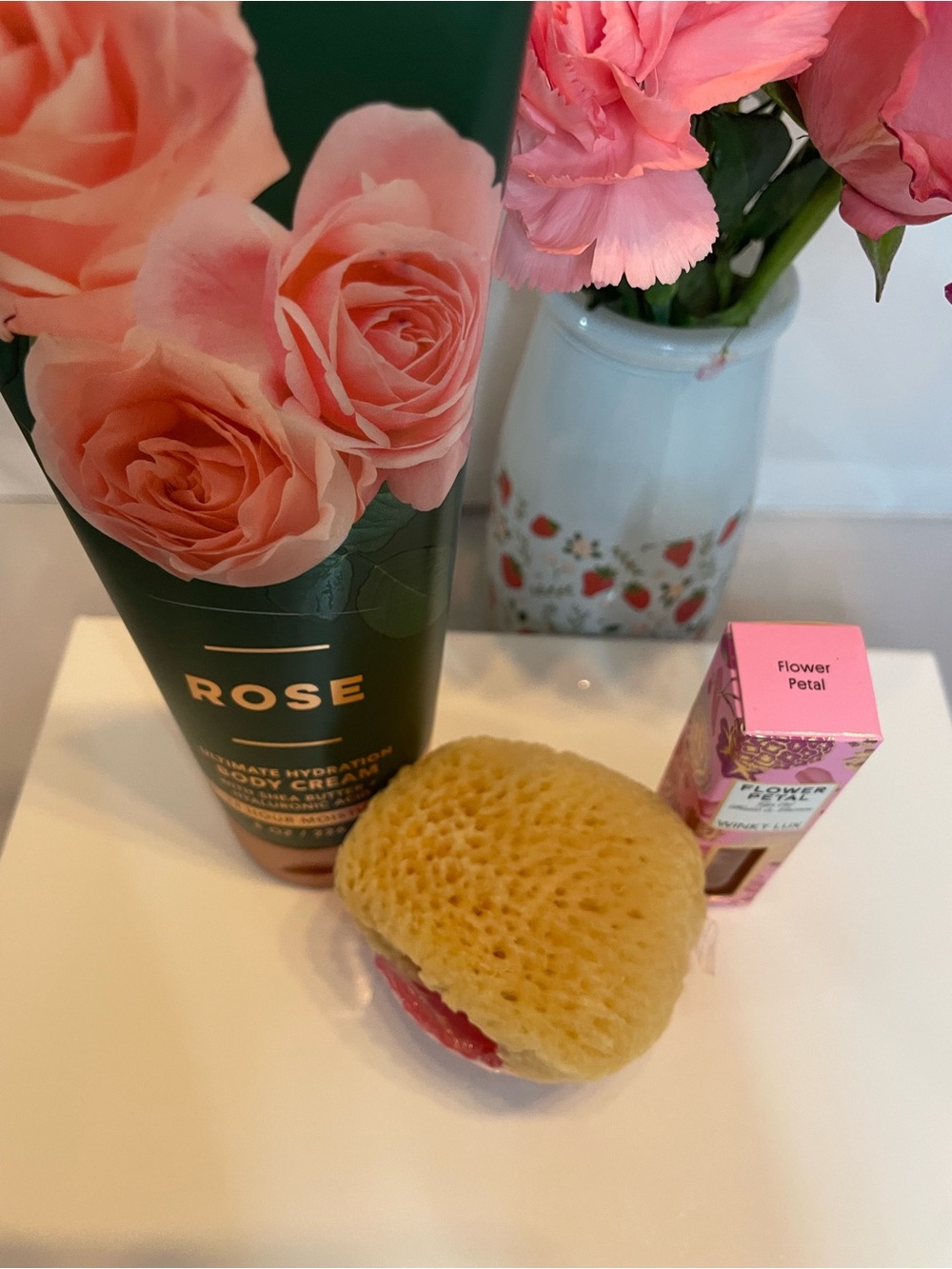 Bath & Body Works, Winky Lux and Natural Sea Sponge Bundle Set - Picture 2 of 2